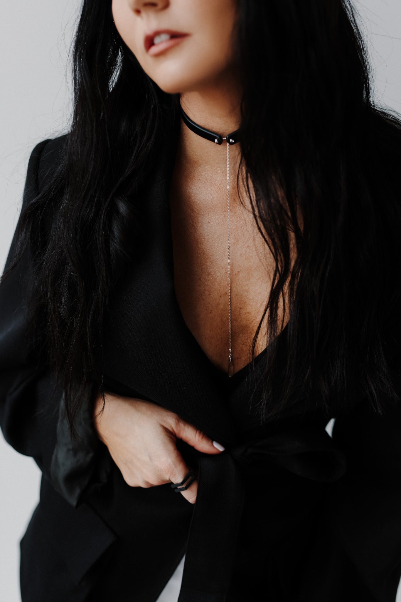 Choker necklace in black
