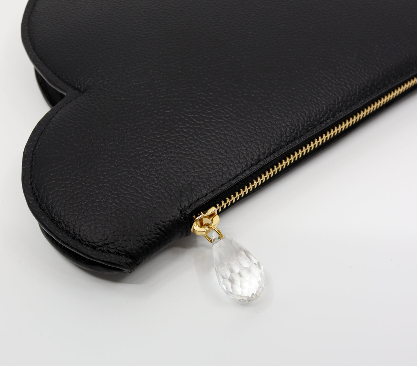 Clutch bag in black