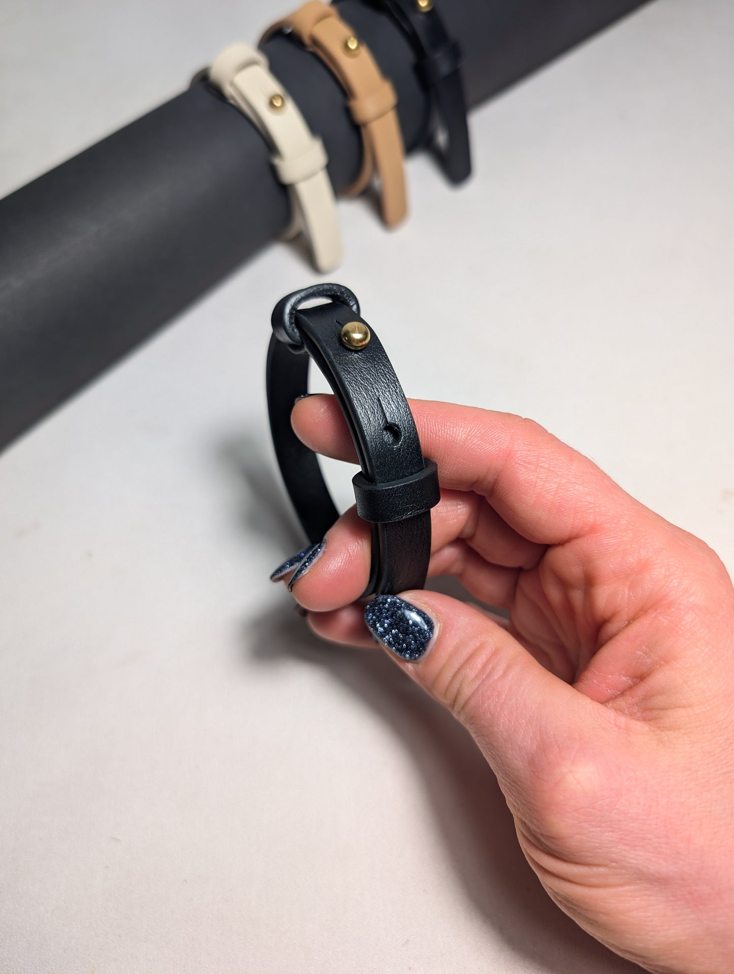 Bracelet with brass fastener in black