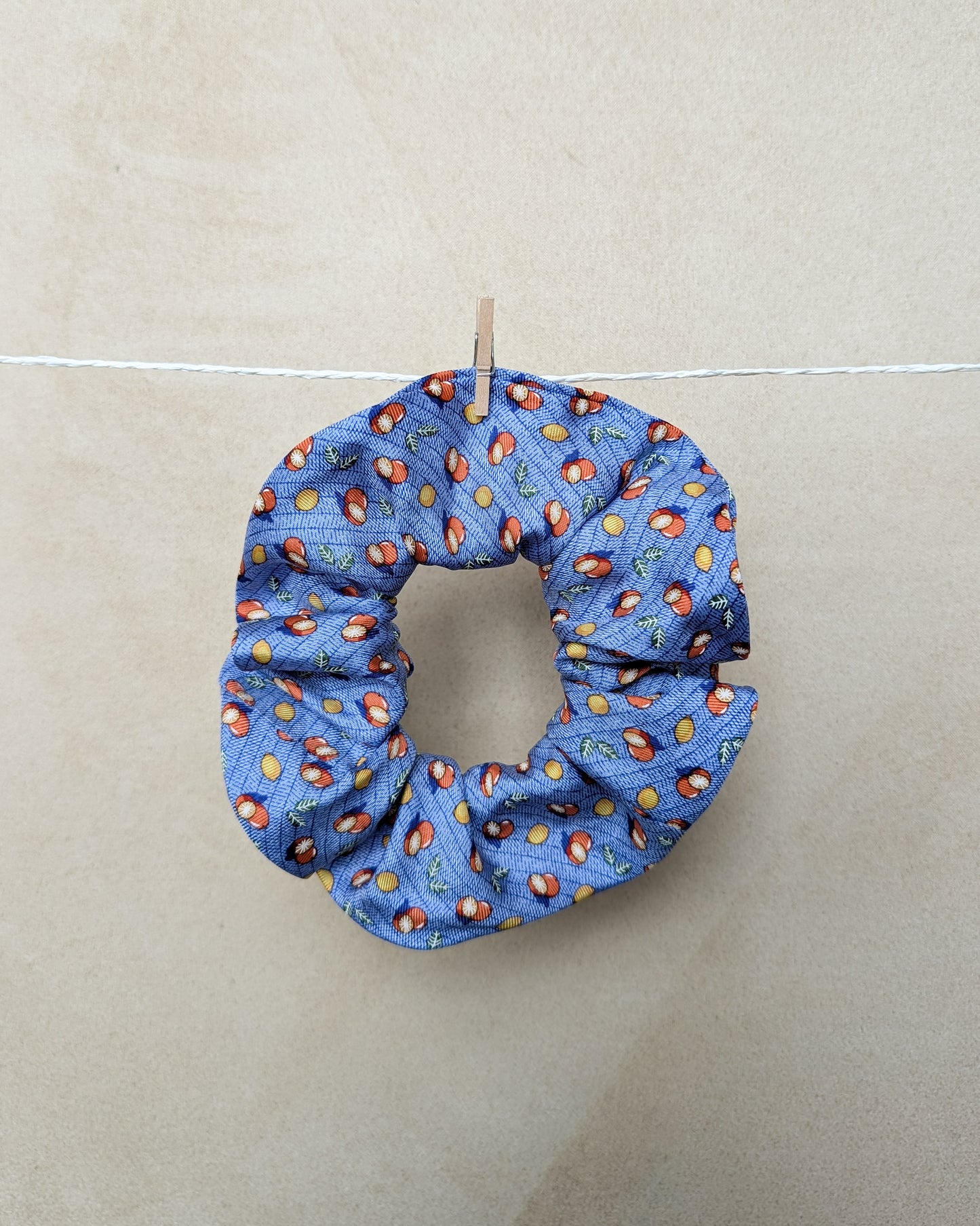 Silk scrunchie "Oranges"