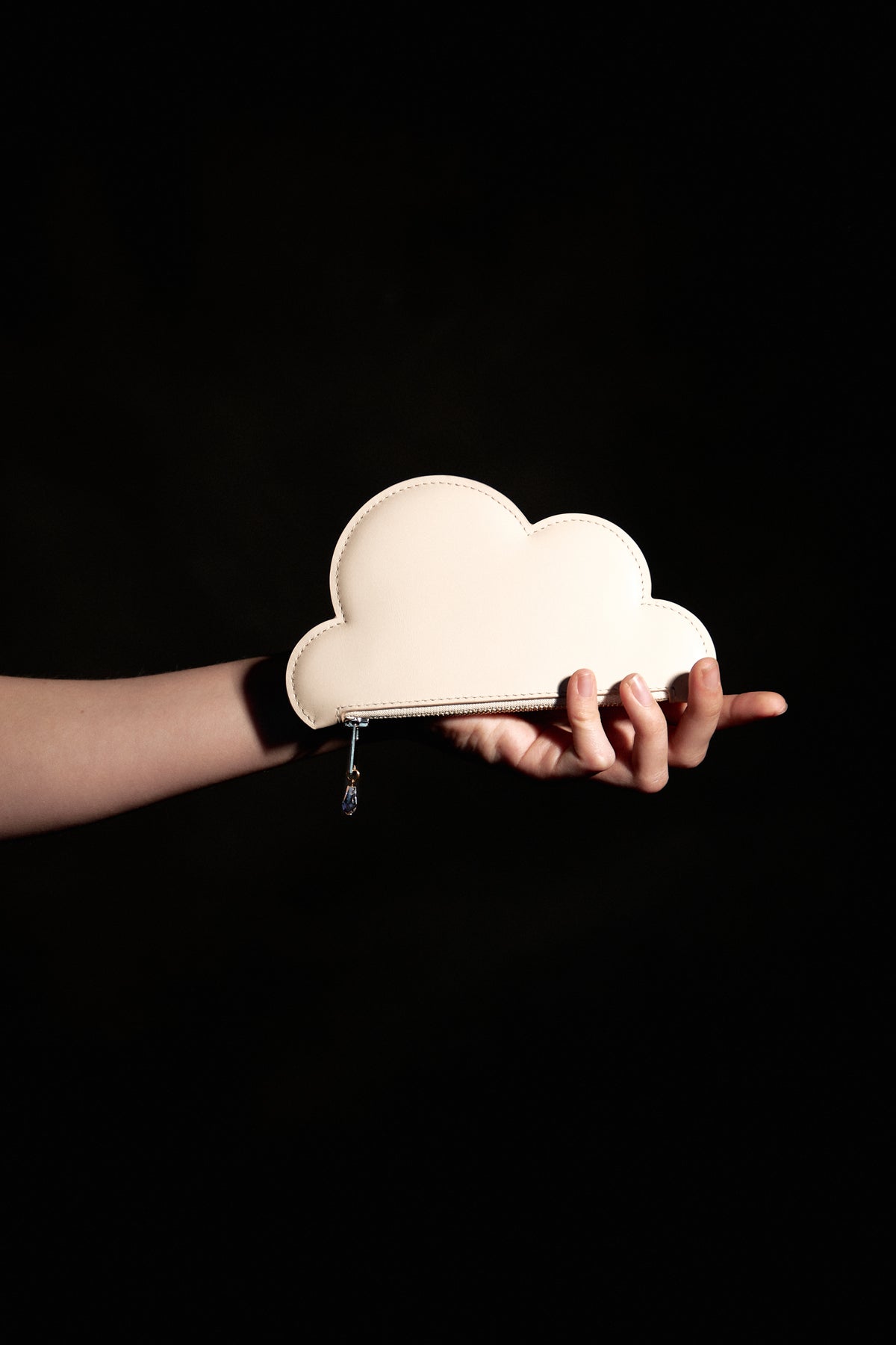 Cloud purse in ivory