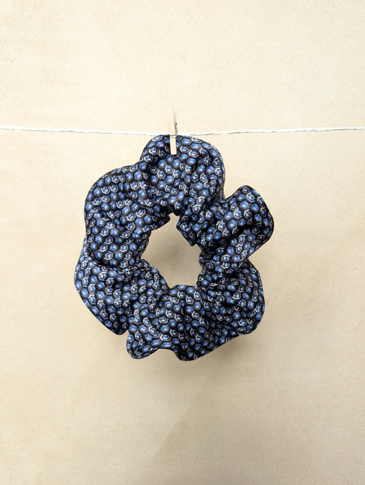 Silk scrunchie "Tessellation"