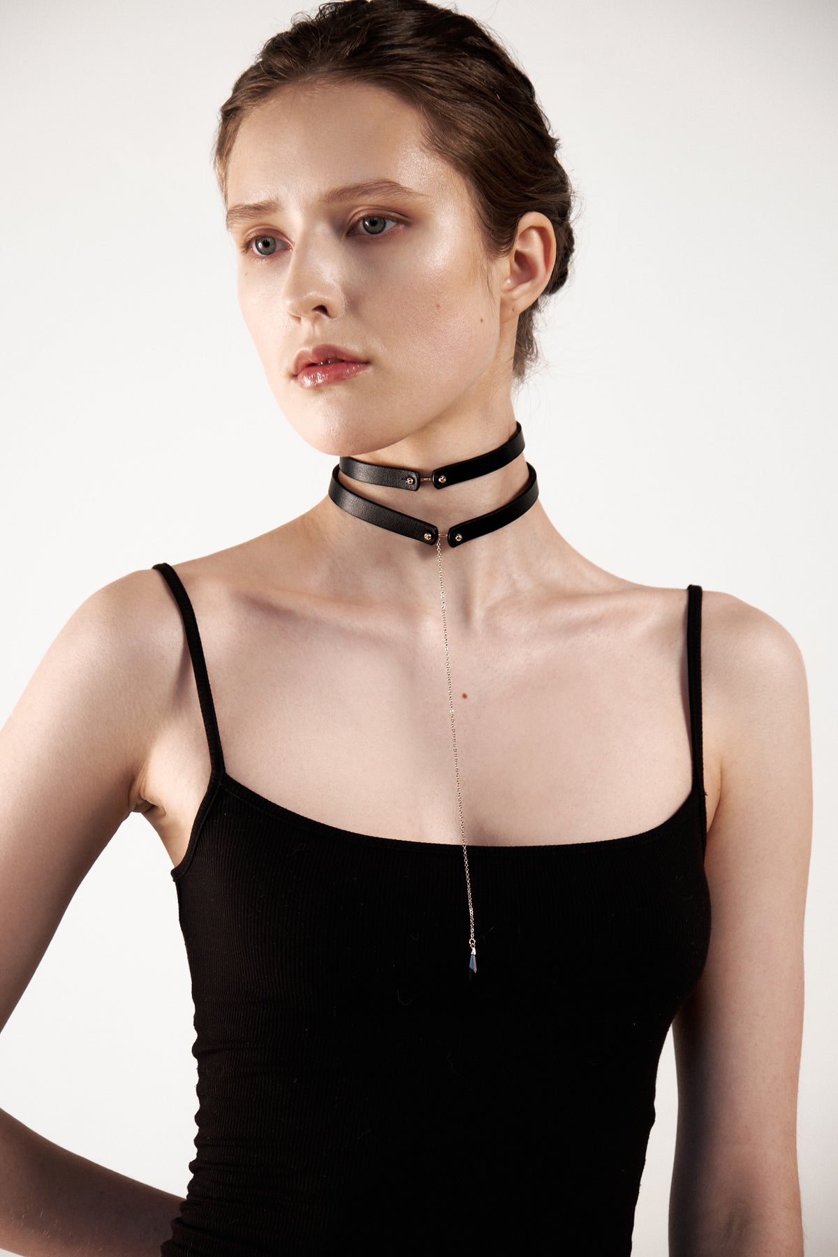 Choker necklace in black