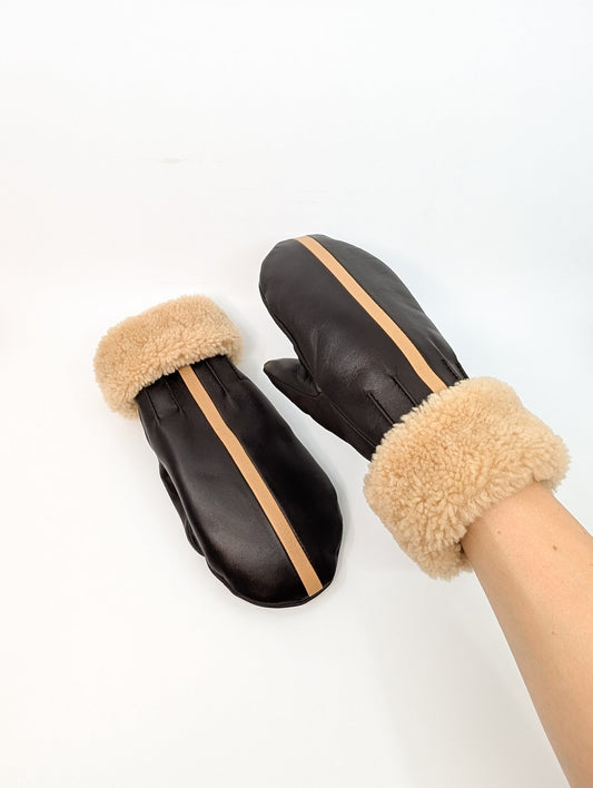 Merino lined mittens in chocolate brown and caramel.