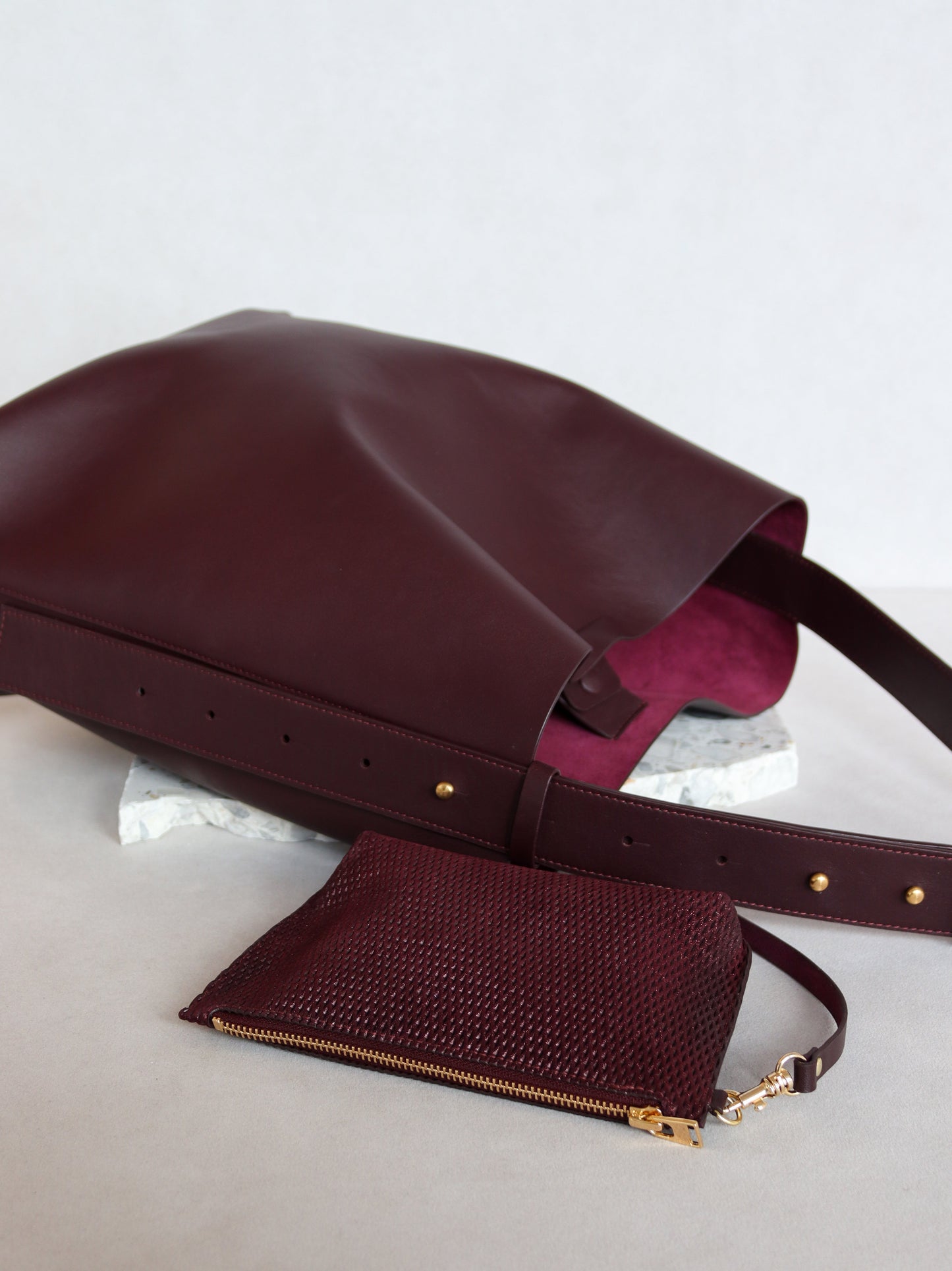 Tote Bag in Burgundy